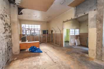 Highly motivated vendor!