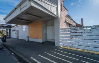 Highly motivated vendor!