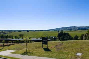 18 Golf View Close, Fairhall