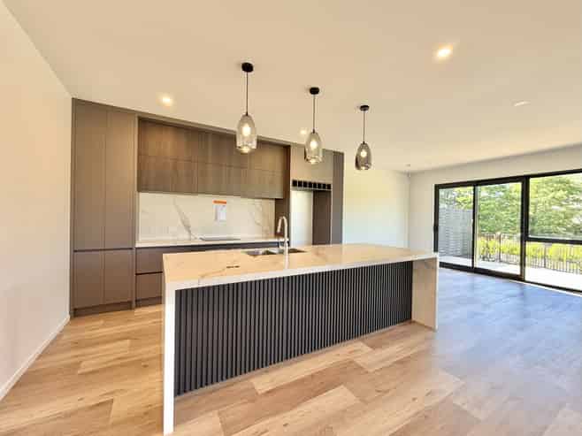 1/299 Te Taruna Drive, Milldale