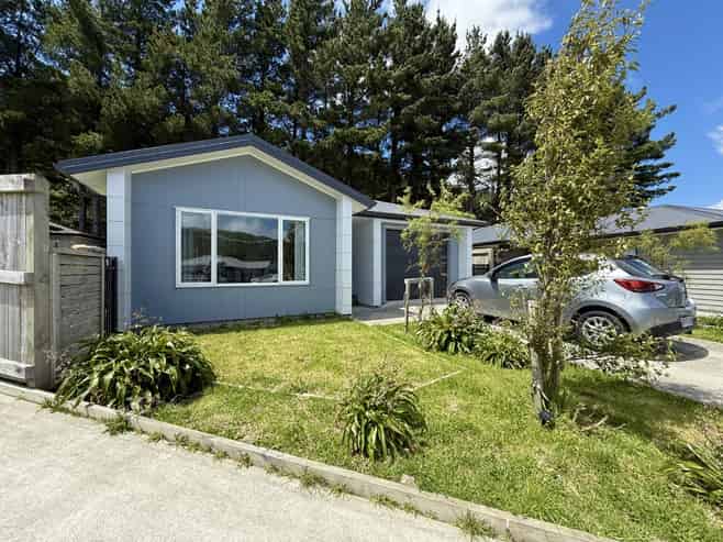 28 Brian Hughes Road, Wainuiomata