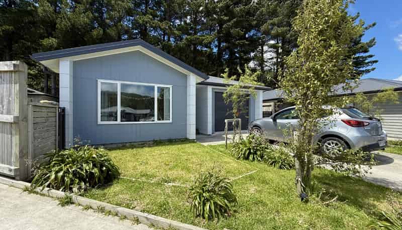 28 Brian Hughes Road, Wainuiomata