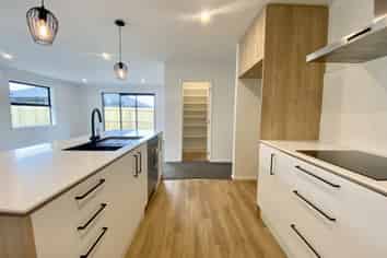 38 Blakes Road, Belfast