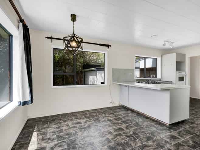 8 Farnham Place, Bell Block