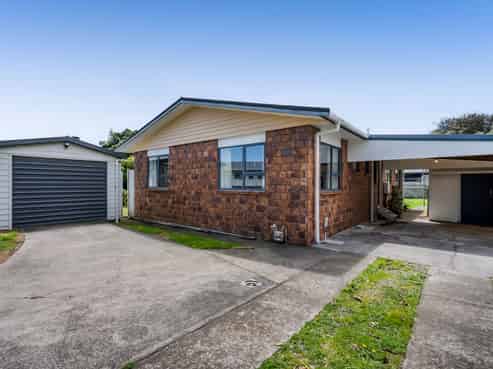 8 Farnham Place, Bell Block
