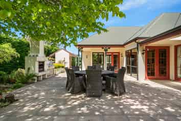 423 Burnham School Road, Burnham