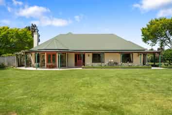 423 Burnham School Road, Burnham