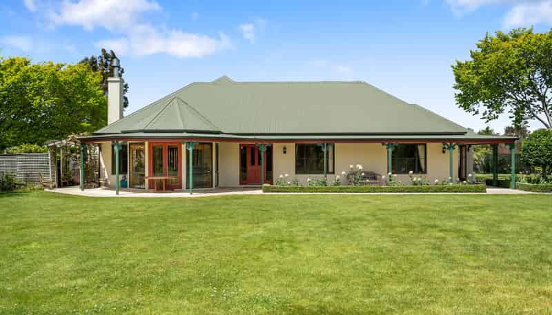 423 Burnham School Road, Burnham