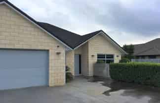 11B Isobel Hodgson Drive, Cambridge