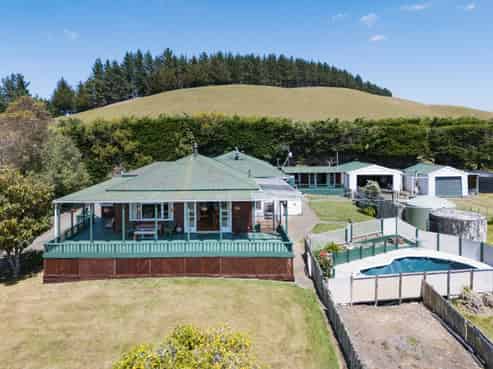 344 Lake Station Road, Wanstead