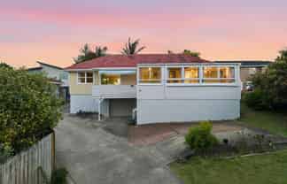 11 Humphrey Kemp Avenue, Henderson