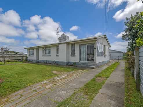 22 Johnston Street, Foxton