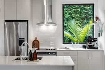 7/4 Glen Atkinson Street, St Heliers