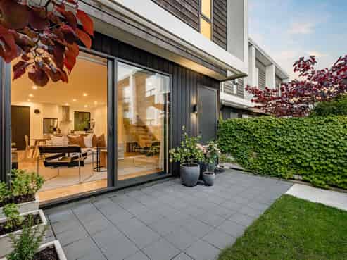 7/4 Glen Atkinson Street, Saint Heliers