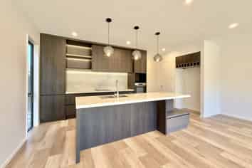 5/299 Te Taruna Drive, Milldale