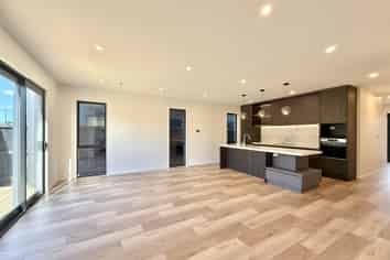 5/299 Te Taruna Drive, Milldale