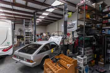 Refurbished & Automotive Friendly Unit