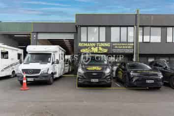 Refurbished & Automotive Friendly Unit