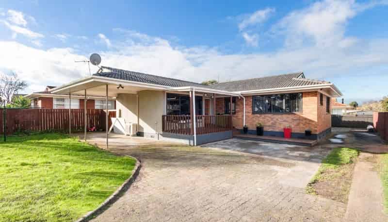 5 Rowandale Avenue, Manurewa