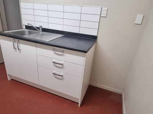 Versatile in Sydenham