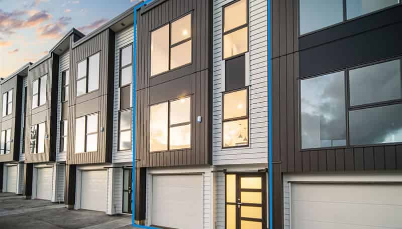 6/107 Hobsonville Road, West Harbour