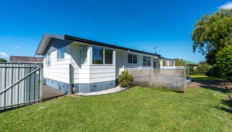 17 Sandalwood Drive, Dinsdale