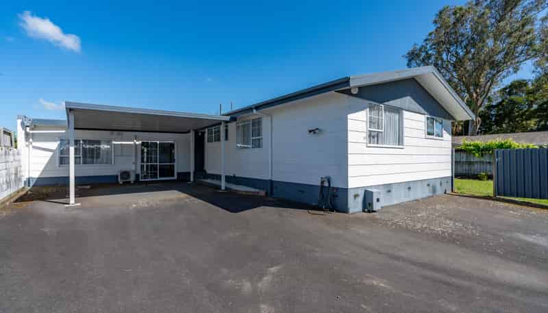 17 Sandalwood Drive, Dinsdale