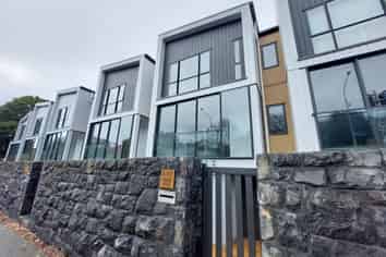 5/33 Owens Road, Epsom