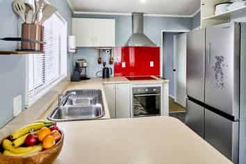 216 Sievers Grove, Cannons Creek