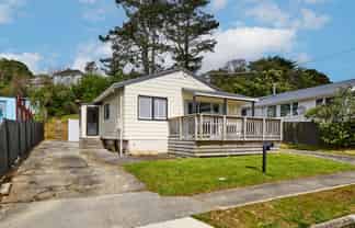 216 Sievers Grove, Cannons Creek