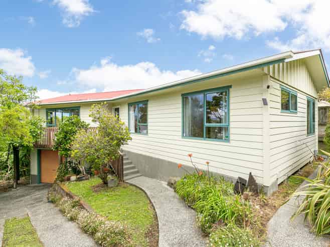 54 Akaroa Drive, Maupuia