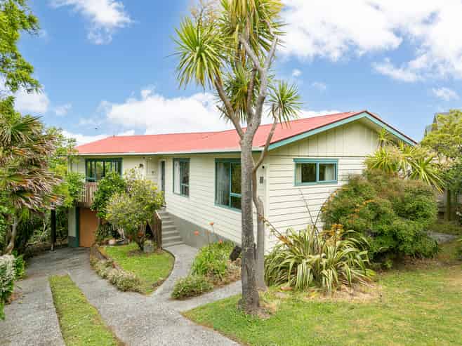 54 Akaroa Drive, Maupuia