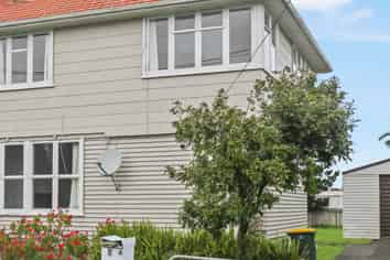 5a Russell Avenue, Papakura