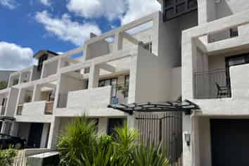 23/8 Monte Cassino Place, Birkenhead