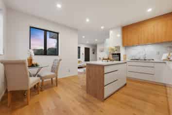 30D Christmas Road, Manurewa