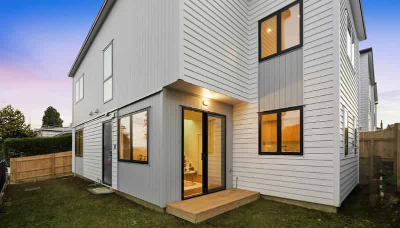 30D Christmas Road, Manurewa