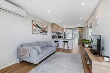 7b Colin Chester Drive, Silverdale