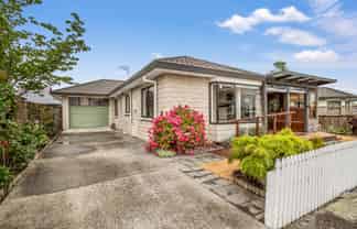 2A Belvedere Crescent, Takaro
