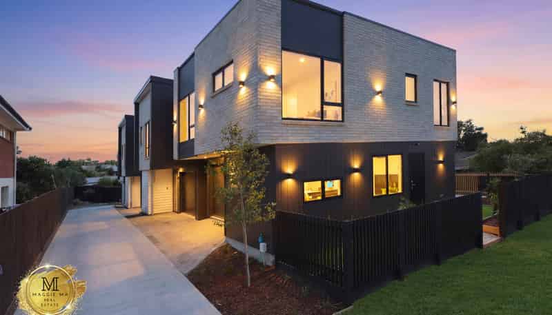 Lot 3 & 4/15 Wilbur Place, Sunnyhills