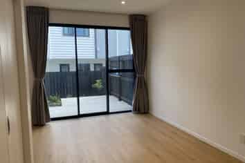 9/28 Lavelle Road, Henderson