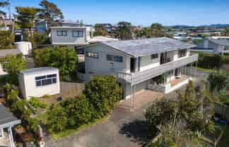22 Alexander Road , Algies Bay