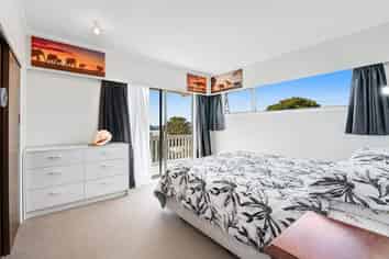 22 Alexander Road , Algies Bay