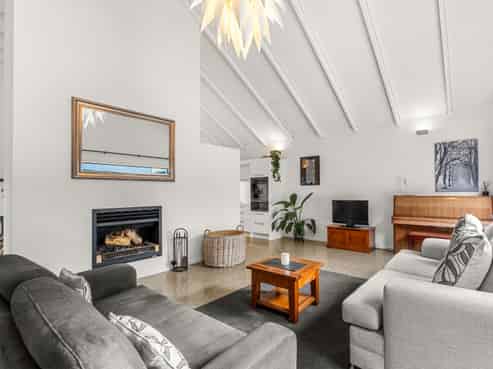 4 West Street, Greytown