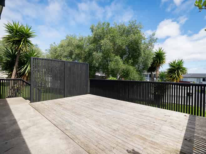 38 Dissmeyer Drive, Clover Park