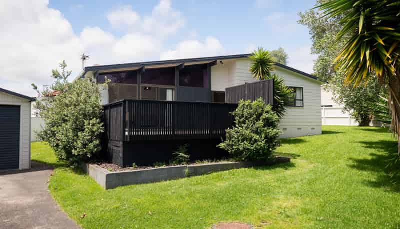 38 Dissmeyer Drive, Clover Park