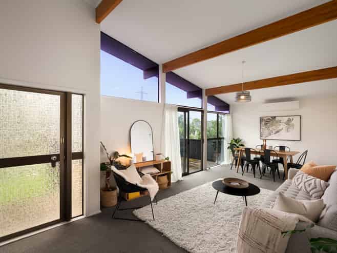 38 Dissmeyer Drive, Clover Park