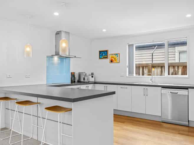 3 Pounamu Place, Pegasus