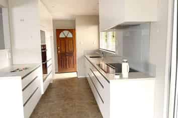  67 La Rosa Street, Green Bay