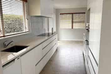  67 La Rosa Street, Green Bay