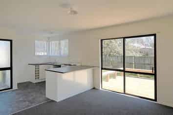  50 Tony Segedin Drive, Avondale